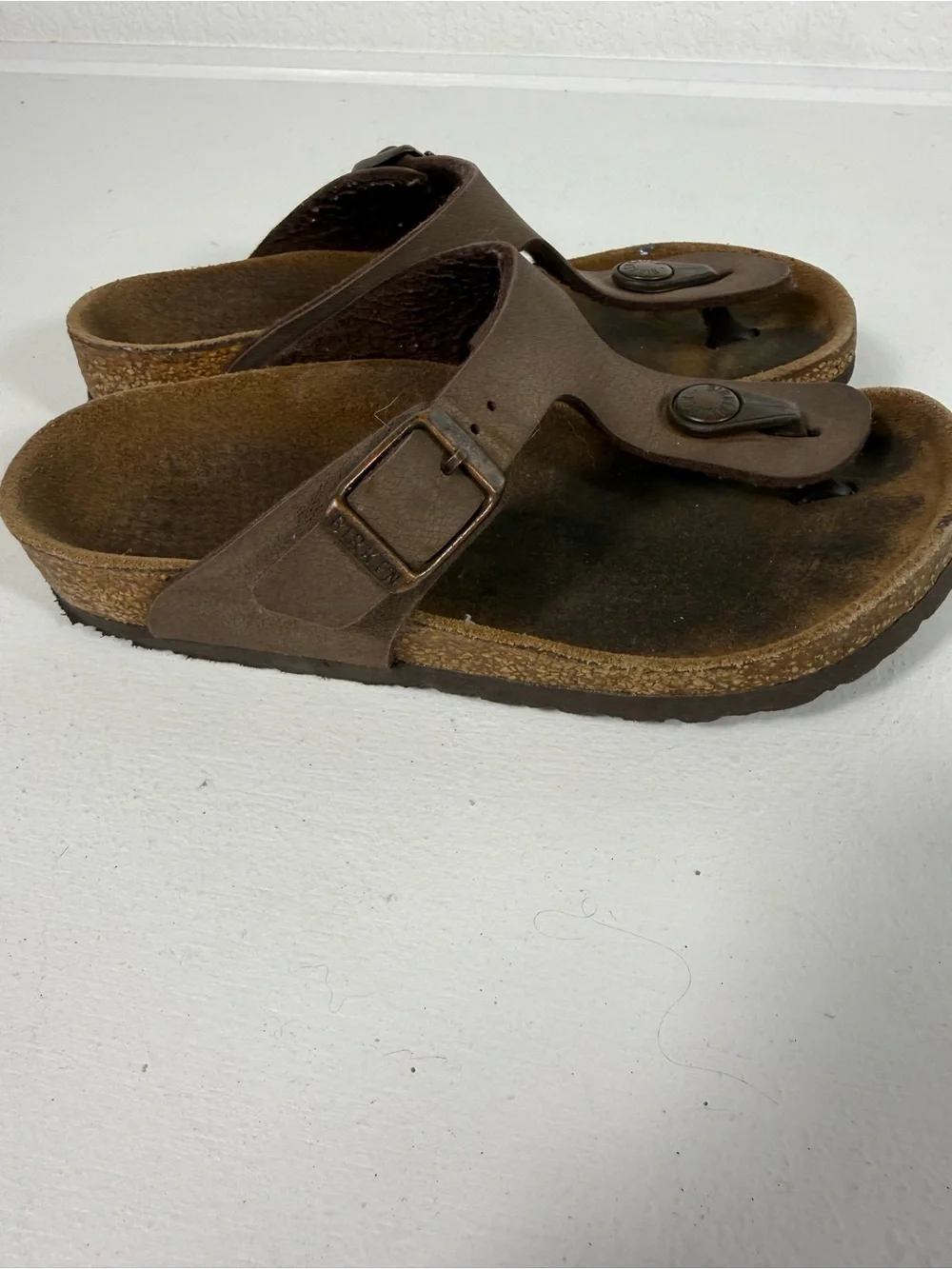 Birkenstock Kids Brown Toe-Post Sandals with Buckle